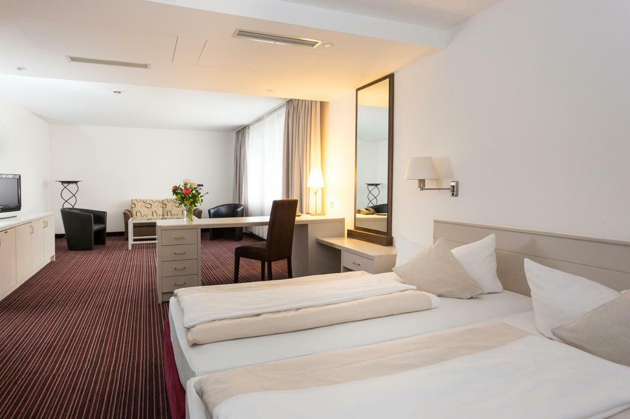 Hotel Cristal Munich Luaran gambar